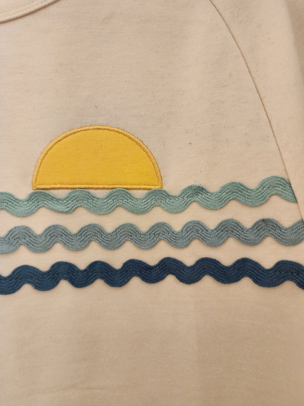 Nwt Simply Southern Cream Tee with Yellow Sun Accent - Picture 2 of 5